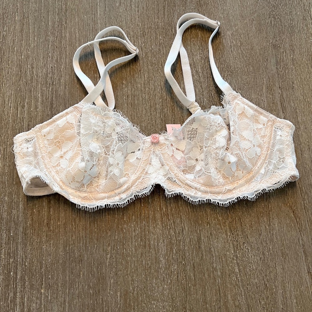 Victoria’s Secret Dream Angels bra 34b